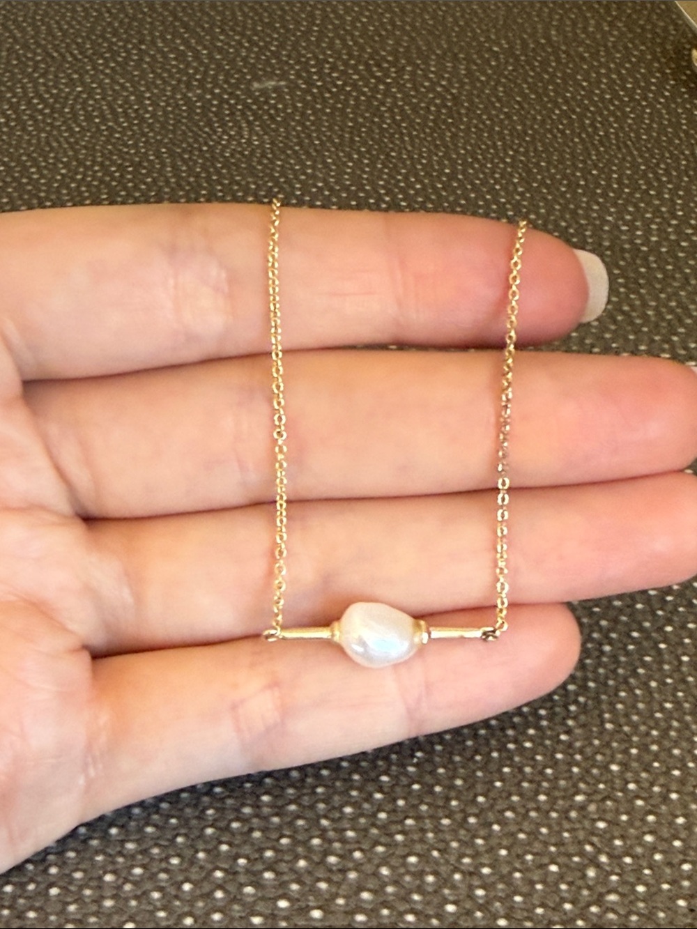Kendra Scott Gold Pearl Bar Necklace